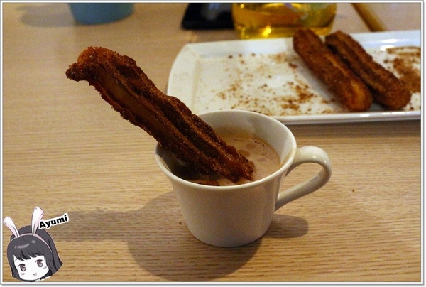 品黑Taipei大安店(大安店)：[食記]►台北大安區◄品黑巧克力專賣店/獨創巧克力磚塊飲品/品黑醬咖哩/獨品布塔/品黑Taipei大安店