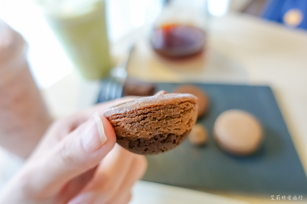 東區甜點》品黑巧克力專賣店 台北大安店 手工100%巧克力磚飲品 獨家黑巧克力醬咖哩飯 IG熱門打卡點 - 艾莉絲愛旅行