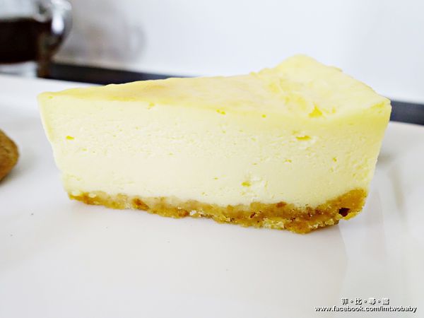 品黑Taipei大安店(大安店):品黑Taipei巧克力專賣店 在這裡每一口都能享受到最濃郁的巧克力味 救贖您靈魂的美味 巧克力控來朝聖唷!文末有抽獎