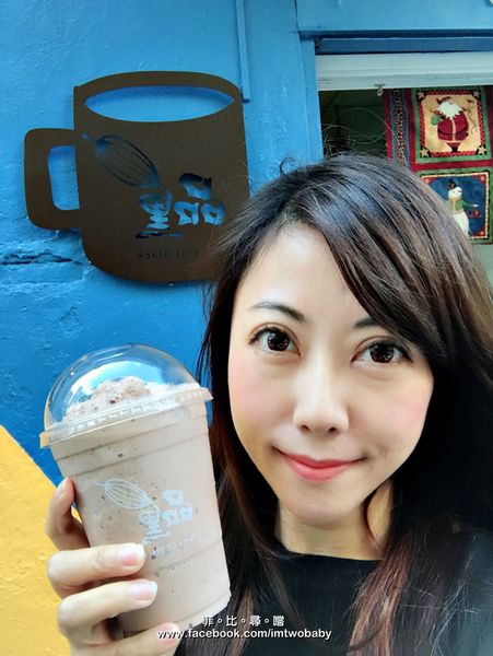 品黑Taipei大安店(大安店):品黑Taipei巧克力專賣店 在這裡每一口都能享受到最濃郁的巧克力味 救贖您靈魂的美味 巧克力控來朝聖唷!文末有抽獎