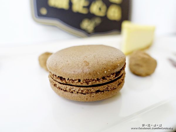 品黑Taipei大安店(大安店):品黑Taipei巧克力專賣店 在這裡每一口都能享受到最濃郁的巧克力味 救贖您靈魂的美味 巧克力控來朝聖唷!文末有抽獎