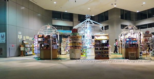 東京都廳：無料!!!     ..東京都廳展望室夜景