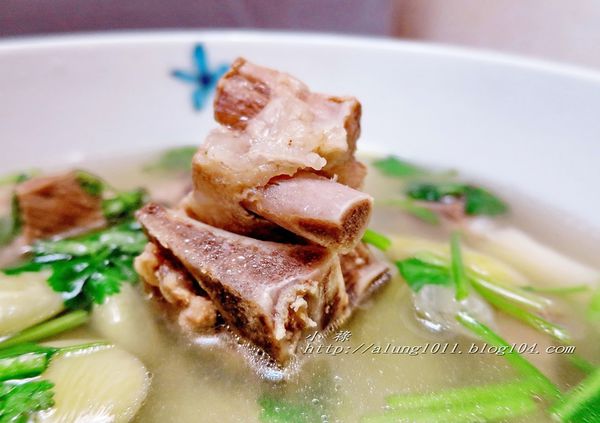 中央畜牧場-家香豬：上菜囉!!!        ..中央畜牧場-家香豬/愛評體驗團