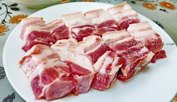 中央畜牧場-家香豬：上菜囉!!!        ..中央畜牧場-家香豬/愛評體驗團