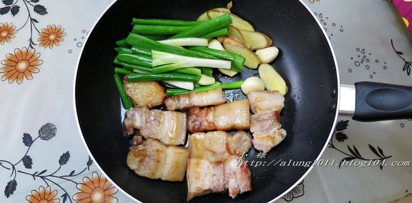 中央畜牧場-家香豬：上菜囉!!!        ..中央畜牧場-家香豬/愛評體驗團