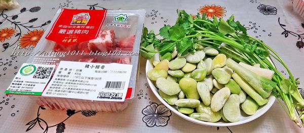 中央畜牧場-家香豬：上菜囉!!!        ..中央畜牧場-家香豬/愛評體驗團