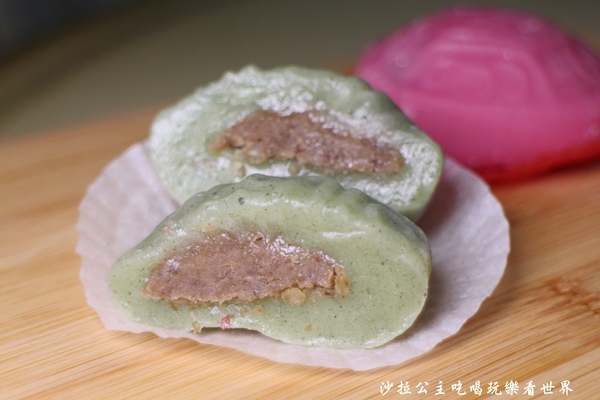 全聯福利中心(士林大南店):全聯福利中心/情人節限定『愛情麻糬』年節專用『紅龜粿』『草仔粿』傳統米食變得超可愛