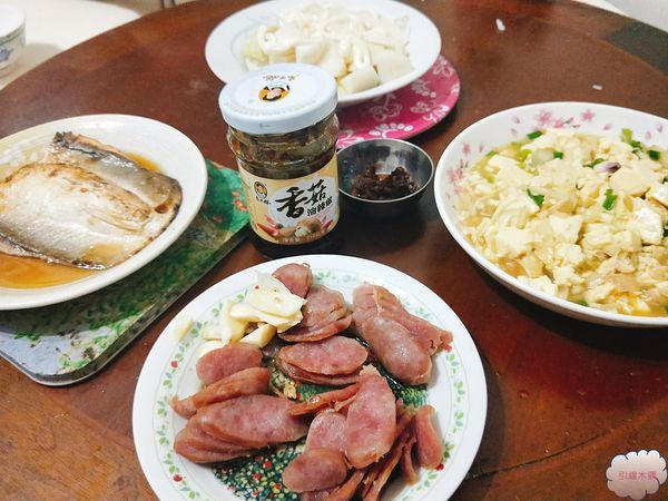 【開箱】辣椒醬推薦~老干媽香脆辣椒醬-執著的萬花筒拌味,如同沙漠水源的香辣靈魂