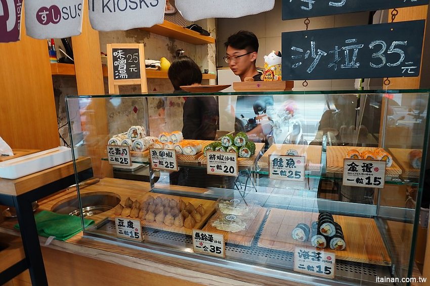 一坪壽司小賣所(一坪寿司)~只有一坪大的小清新日式壽司店，賣著小清爽的手作壽司! - 台南好Food遊