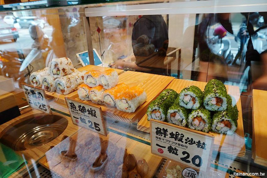 一坪壽司小賣所(一坪寿司)~只有一坪大的小清新日式壽司店，賣著小清爽的手作壽司! - 台南好Food遊