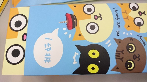 黃阿瑪聯名甜點：美食團購~黃阿瑪x布里王子聯名甜點~原味生乳捲+日式輕乳酪蛋糕~萌翻最高點~真是太療癒了~