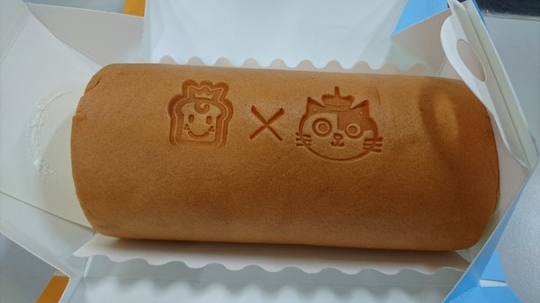 黃阿瑪聯名甜點：美食團購~黃阿瑪x布里王子聯名甜點~原味生乳捲+日式輕乳酪蛋糕~萌翻最高點~真是太療癒了~