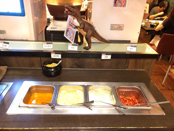 台灣火鍋第一品牌-肉多多火鍋-竹科店/想肉多菜多海鮮多自己挑/MINGO泰國冰淇淋