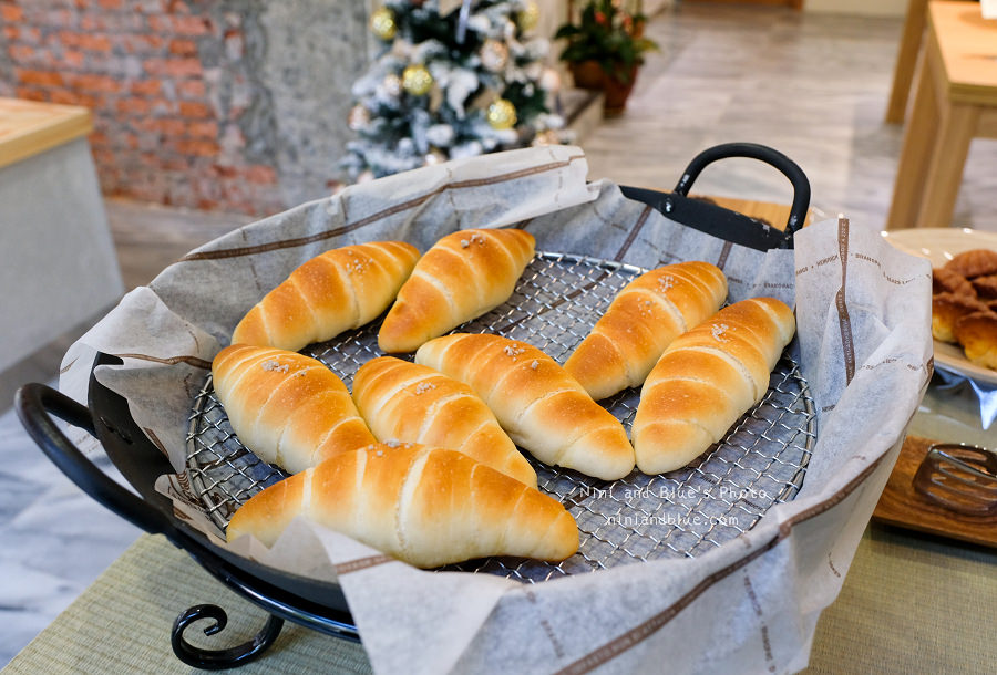 蜜柑。法式甜點。麵包。勤美誠品綠園道15