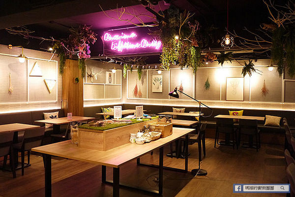 台北南京三民咖啡館【O.L.O CAFÉ】熱帶雨林中的悠閒午后〡免費WIFI聚餐包場