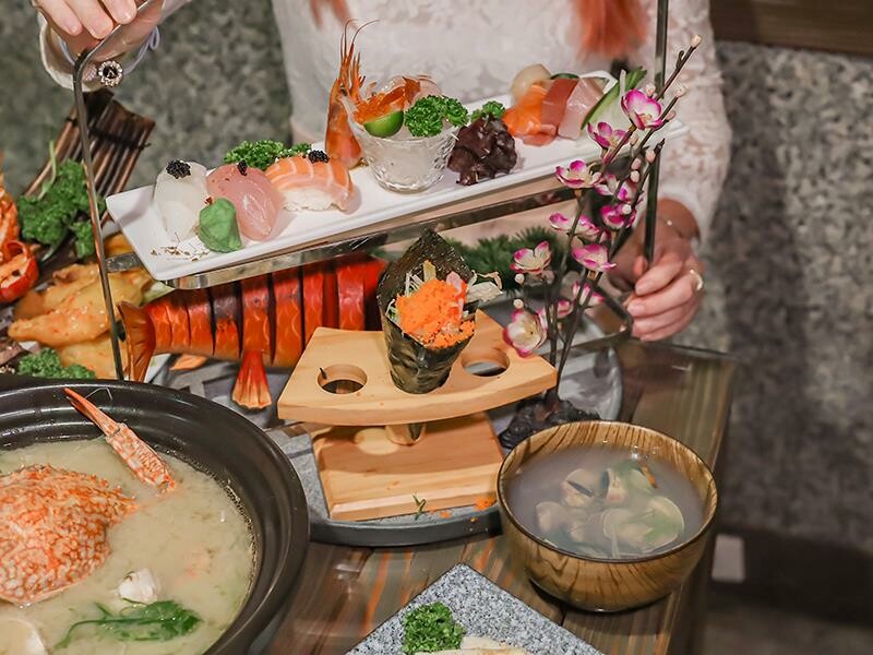 名古屋料亭中正店,鮭魚握壽司、花蟹鍋吃到飽。