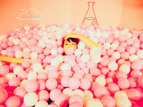 【台南IG景點】小西門期間限定戀愛細胞分裂球池💕 新一波網美集散地，讓自己融入在滿滿的粉紅泡泡中