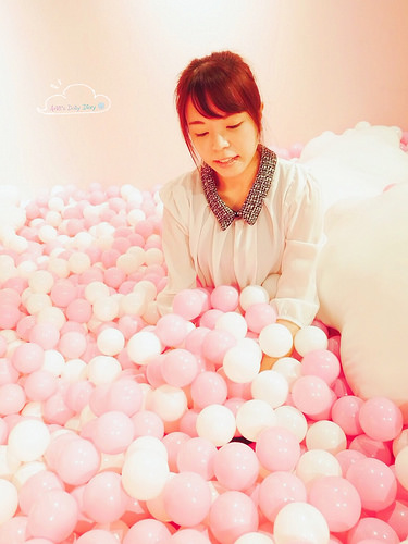 【台南IG景點】小西門期間限定戀愛細胞分裂球池💕 新一波網美集散地，讓自己融入在滿滿的粉紅泡泡中