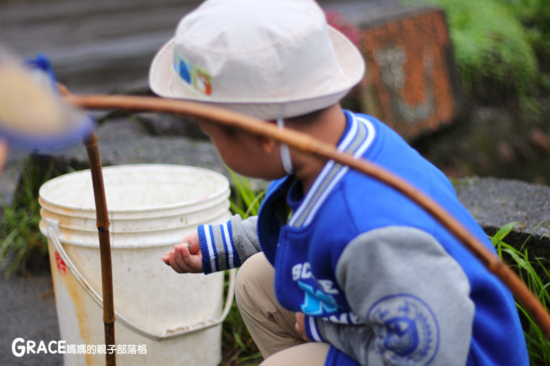 北部親子景點宜蘭-橫山頭休閒農業區-舊名蓮成觀光休閒農場-新名內城生態園區-大自然教室-DIY芋泥球-戶外野炊-網抓七彩魚-grace媽媽 (50).jpg