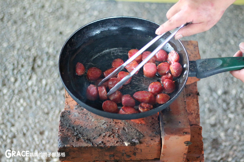 北部親子景點宜蘭-橫山頭休閒農業區-舊名蓮成觀光休閒農場-新名內城生態園區-大自然教室-DIY芋泥球-戶外野炊-網抓七彩魚-grace媽媽 (34).jpg