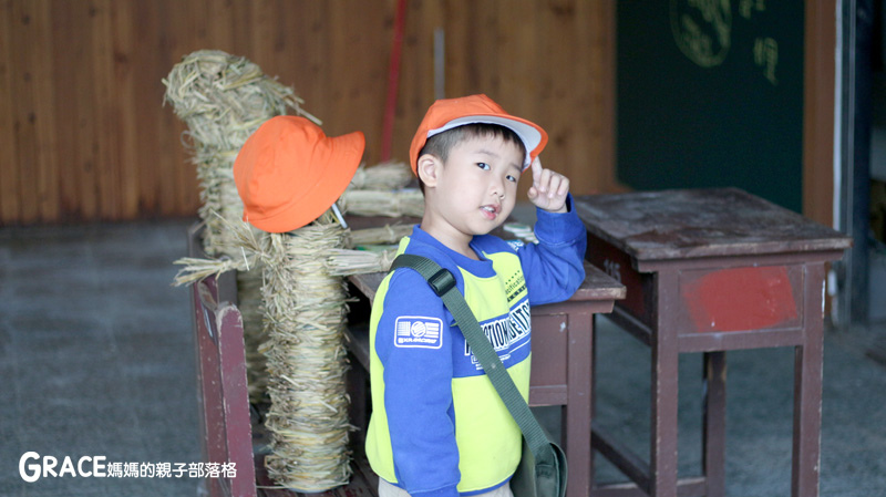 北部親子景點宜蘭-橫山頭休閒農業區-舊名蓮成觀光休閒農場-新名內城生態園區-大自然教室-DIY芋泥球-戶外野炊-網抓七彩魚-grace媽媽 (20).jpg