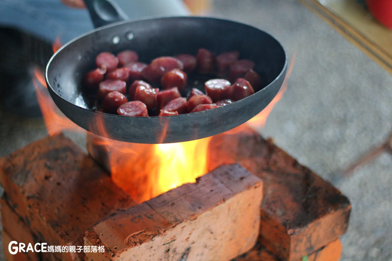 北部親子景點宜蘭-橫山頭休閒農業區-舊名蓮成觀光休閒農場-新名內城生態園區-大自然教室-DIY芋泥球-戶外野炊-網抓七彩魚-grace媽媽 (33).jpg