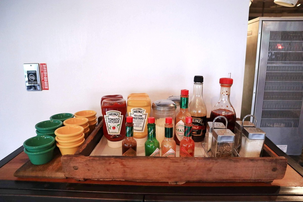 西門町美食 意舍