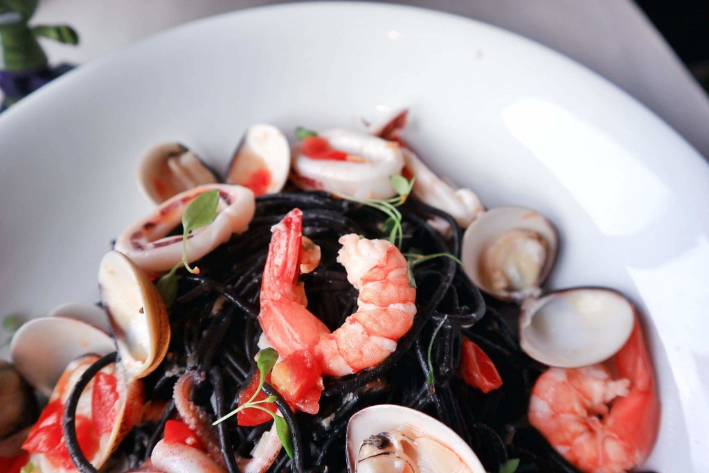 西門町美食 意舍