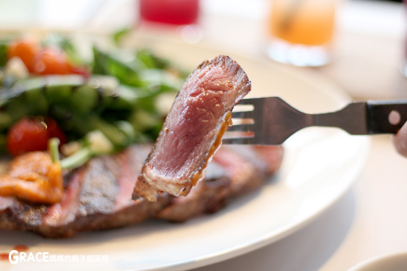 好吃推薦餐廳-台北西門町美食餐廳-意舍酒店amba-5樓吃吧餐廳-生日聚餐節日紀念日約會氣氛好-grace媽媽 (9).jpg