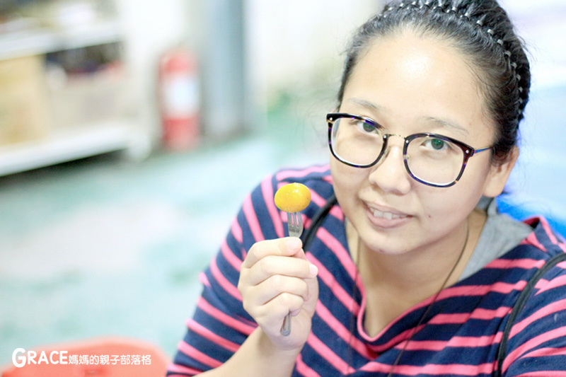 北部親子景點宜蘭-橫山頭休閒農業區-橫山頭農村再生2日遊-太陽埤果園看風景-香草菲菲-果園採金棗- DIY作金棗蜜餞-吃飯太陽湖畔咖啡館小火鍋-grace媽媽 (60).jpg