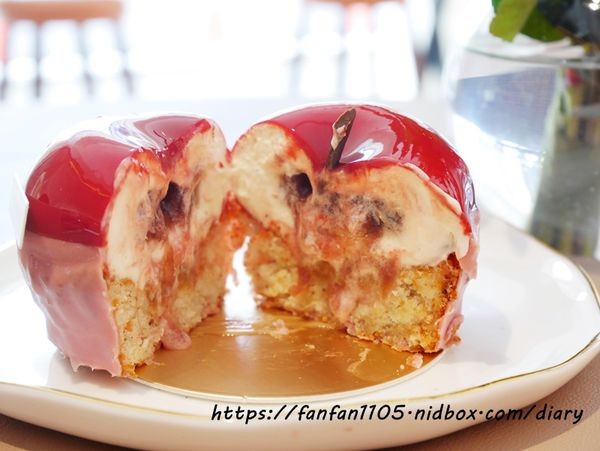 【台北推薦下午茶】Cupetit 卡柏蒂 #捷運大安站 #姊妹聚會 #網紅 #網美 #IG打卡 #迪士尼公主 #甜點 #下午茶 (5).JPG