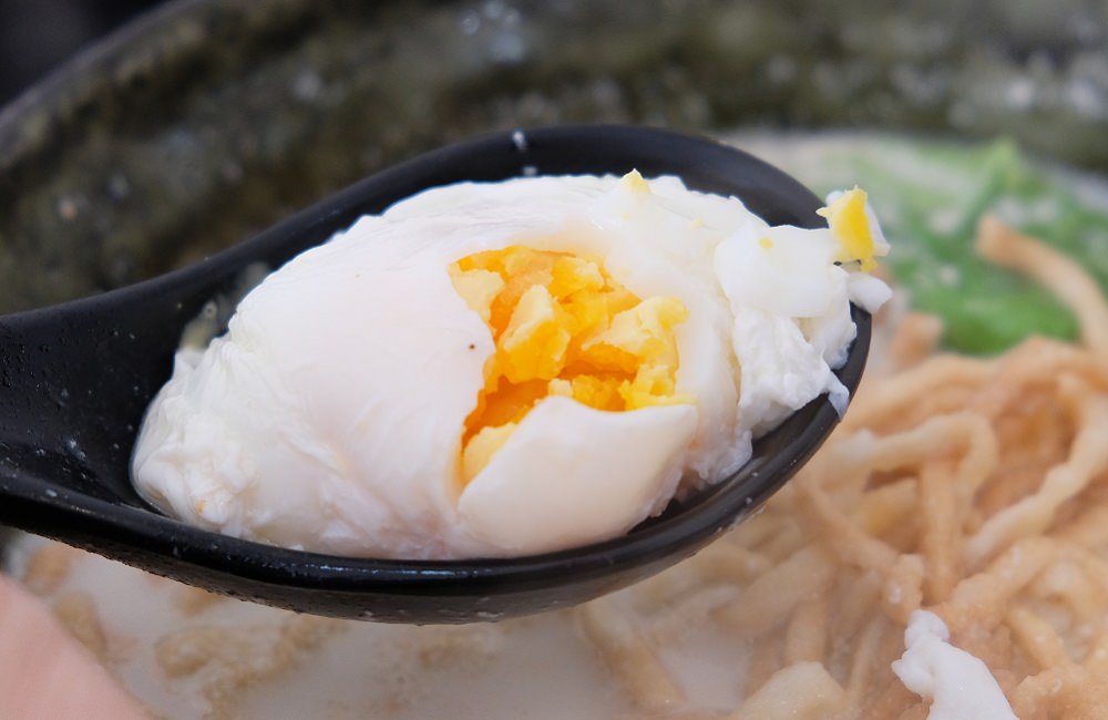 [台南]東區 文化中心週邊美食 澎湃海鮮粥 起司牛奶鍋燒意麵 莉卡廚房鍋燒專賣店  LICA KITCHEN