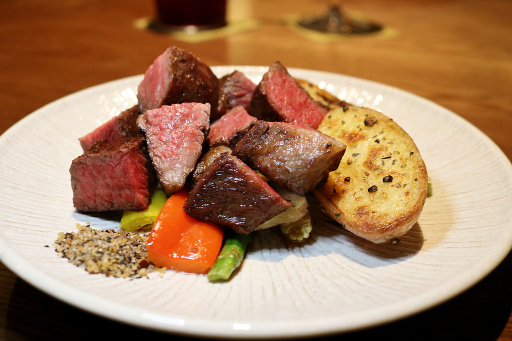 台南｜The Sober Foodie 食上主義 餐酒館推薦 - 奇奇一起玩樂趣