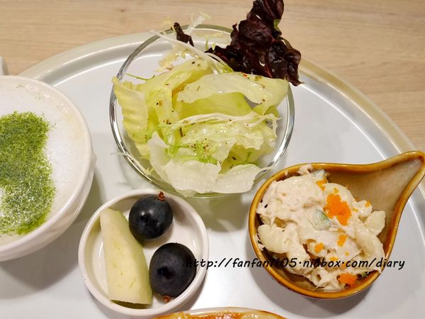 【美樂蒂主題餐廳】Amandier雅蒙蒂法式甜點 美樂蒂花草風期間限定咖啡廳 乾燥花餐廳 IG打卡熱門地點 (15).JPG