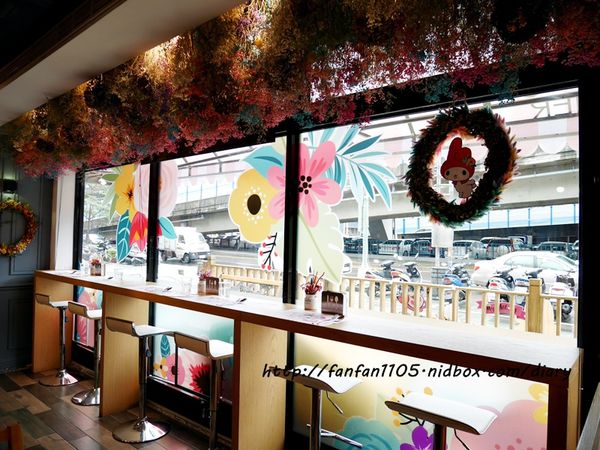 【美樂蒂主題餐廳】Amandier雅蒙蒂法式甜點 美樂蒂花草風期間限定咖啡廳 乾燥花餐廳 IG打卡熱門地點 (5).JPG