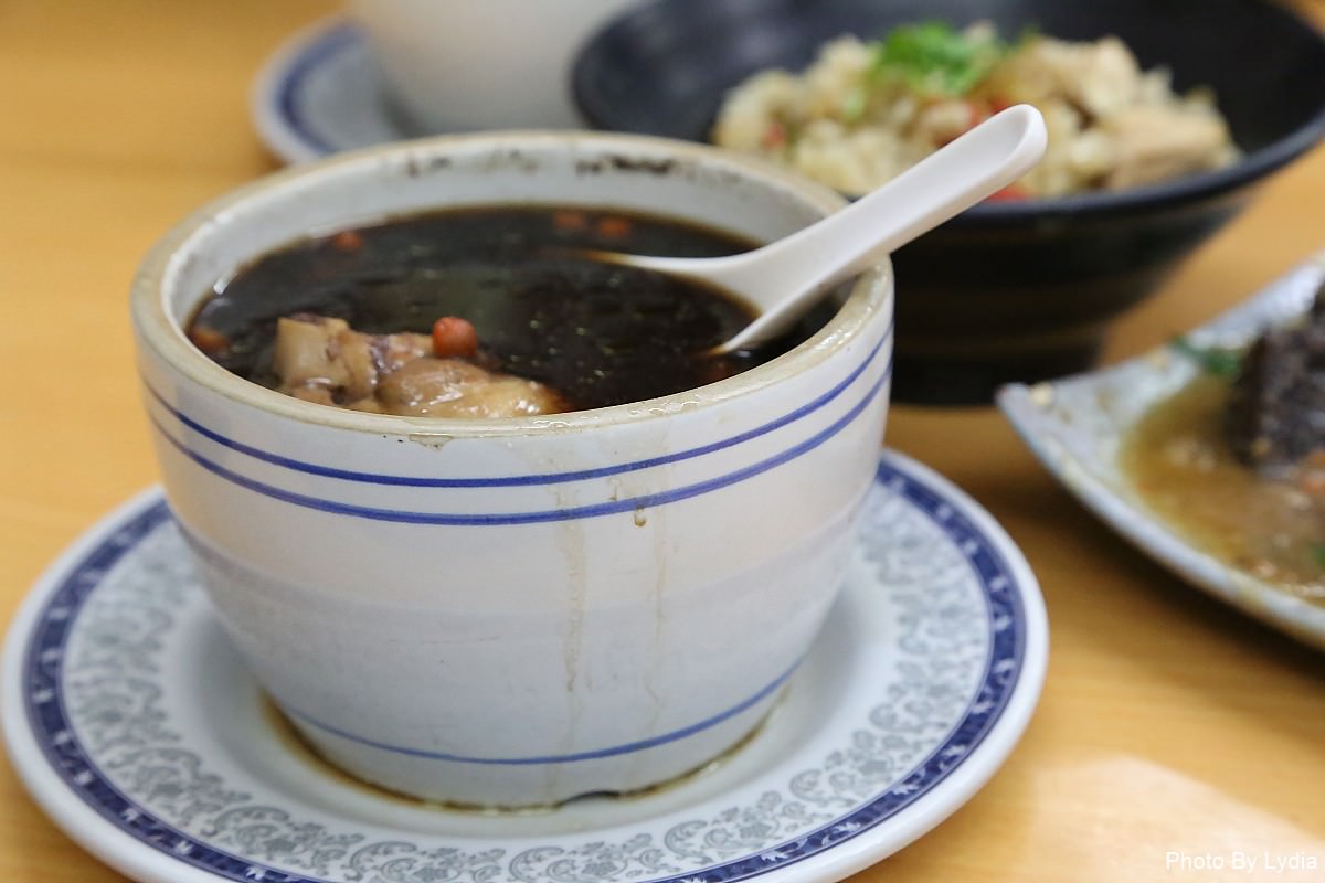 台南小吃｜上品養生藥膳美食:百元燉補湯!冷冷的冬天就是要來一碗暖心又暖胃的燉補湯!｜台南宵夜｜台南藥膳食補 - 台南好Food遊