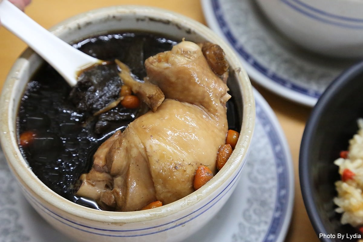 台南小吃｜上品養生藥膳美食:百元燉補湯!冷冷的冬天就是要來一碗暖心又暖胃的燉補湯!｜台南宵夜｜台南藥膳食補 - 台南好Food遊