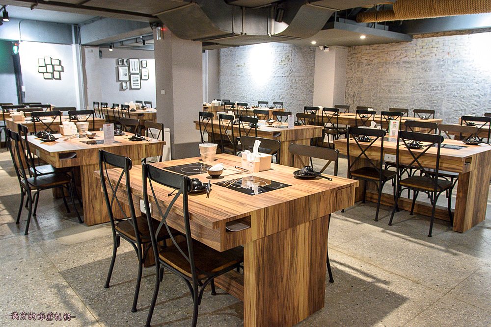 台北大安火鍋》鍋台銘x黑毛和牛頂級鍋物 臉盆大的海鮮拼盤 平價高等級肉品 兼具美味及服務的鍋物品牌 - 滿分的旅遊札記