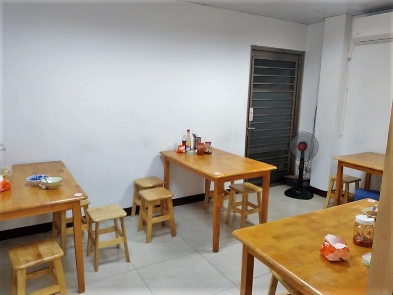 八德許記肉圓 店內