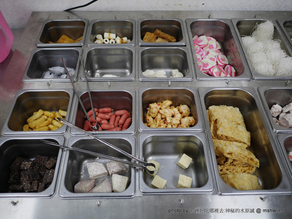 368吃到飽藥膳雞湯鍋:【食記】台中368吃到飽藥膳雞湯鍋@北區中國醫藥大學&中友百貨&一中商圈 : 這價格我覺得不行, 但是適合補過冬至的地方