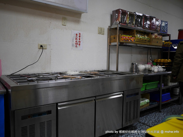 368吃到飽藥膳雞湯鍋:【食記】台中368吃到飽藥膳雞湯鍋@北區中國醫藥大學&中友百貨&一中商圈 : 這價格我覺得不行, 但是適合補過冬至的地方