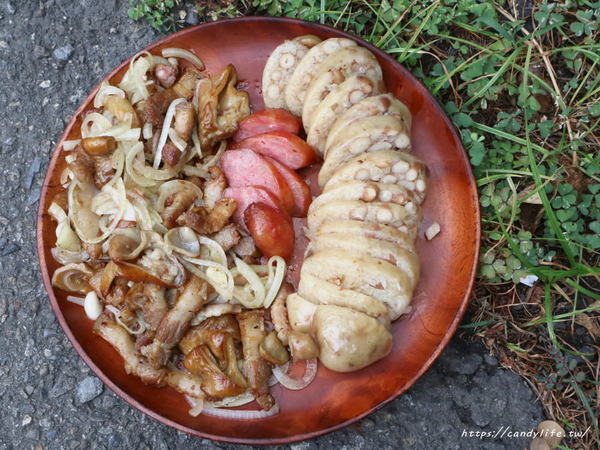 馬妞手工花生大腸:台中美食│馬妞手工花生大腸〃隱藏版小吃,每日限量,晚一步只好明天請早囉~