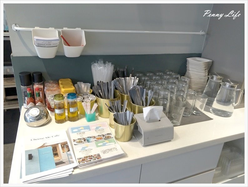 ★||食記||-[台中]-初米咖啡/韓風粉嫩色系美店/療鬱柴犬蛋糕(附完整Menu)