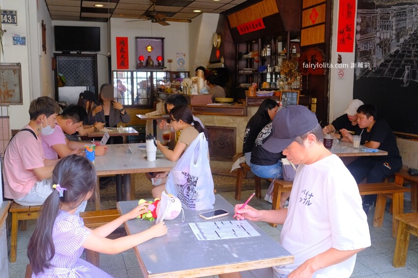 走過一甲子，台中老字號泡沫紅茶店人潮多到炸！