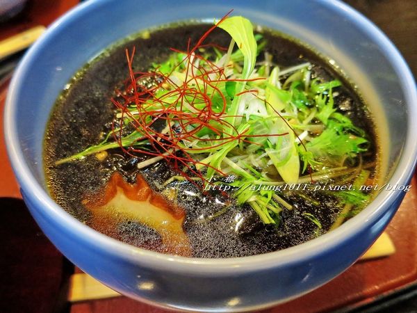 榮茶屋(栄茶屋   本店)：多摩高尾山麓季節限定!!     /榮茶屋そば