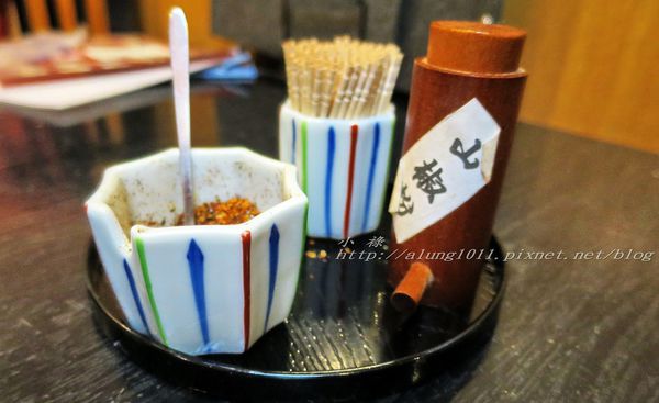 榮茶屋(栄茶屋   本店)：多摩高尾山麓季節限定!!     /榮茶屋そば