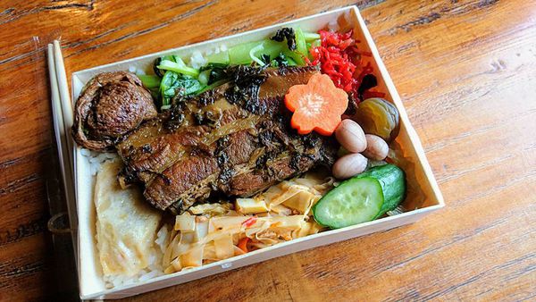 26230530_1746645192033829_8479150269394337632_n