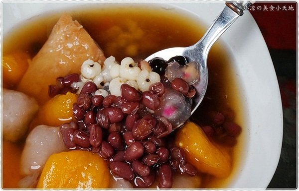 冰之饌豆花芋圓：台中豐原』冰之饌豆花芋圓║在地老店純樸好味道，堅持當日現煮手作豆花、芋圓、湯圓暖呼呼