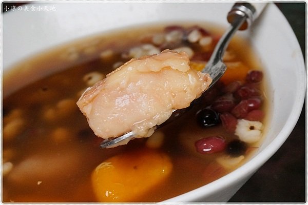 冰之饌豆花芋圓：台中豐原』冰之饌豆花芋圓║在地老店純樸好味道，堅持當日現煮手作豆花、芋圓、湯圓暖呼呼