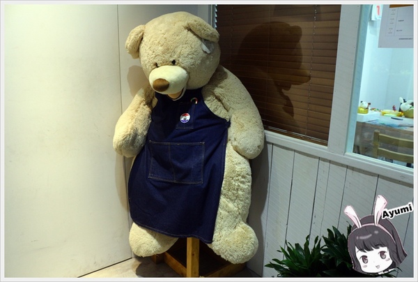 円点号：[食記]►台北士林區◄【円点號】熱門打卡地鐵主題餐廳－外觀彷彿日本地鐵般既俏皮又可愛，相當適合拍照、打卡留下美好回憶！